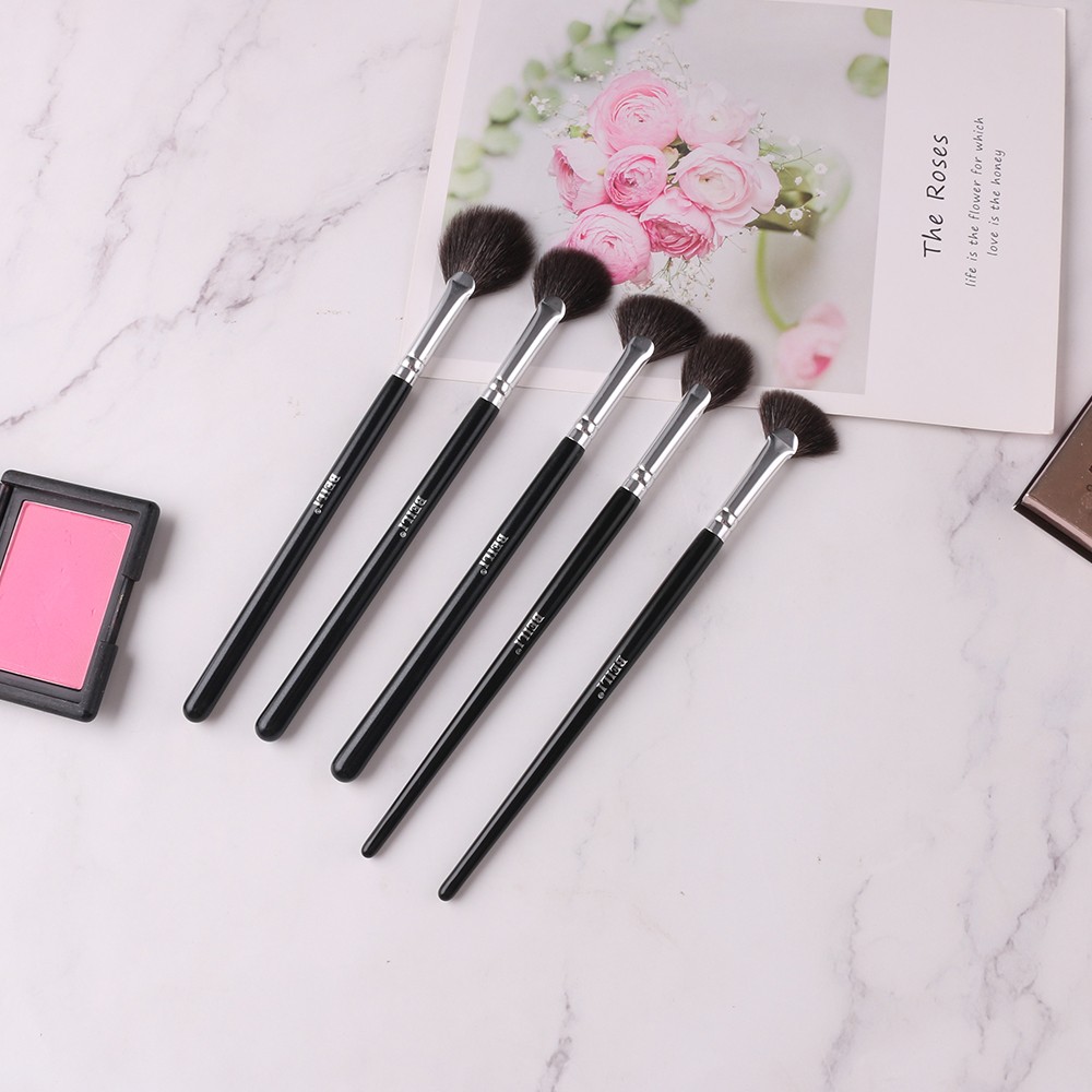 natural hair makeup brushes