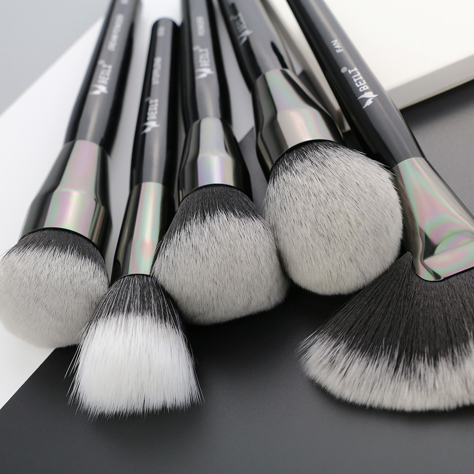 synthetic hair makeup brush