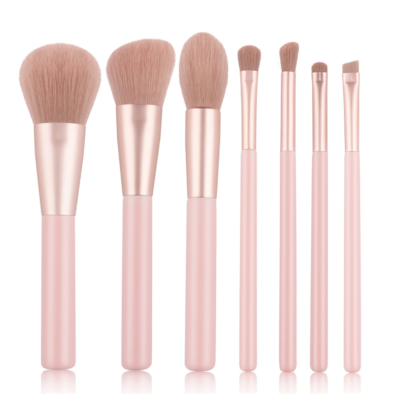 foundation blending brush