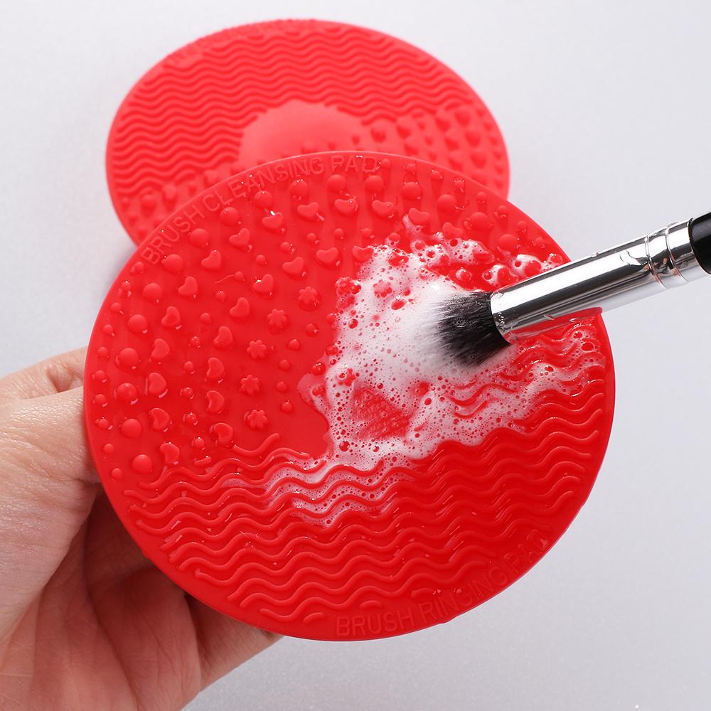 large makeup brush cleaning scrubbing pad