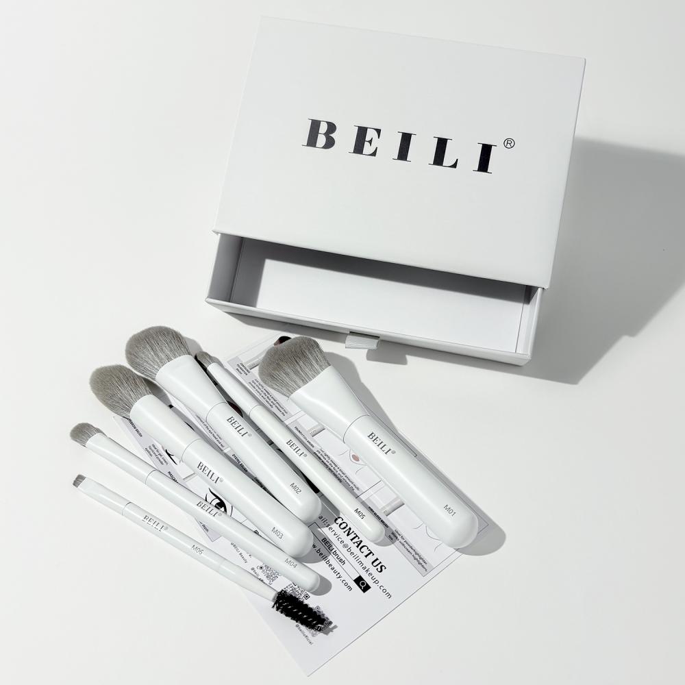 makeup brush