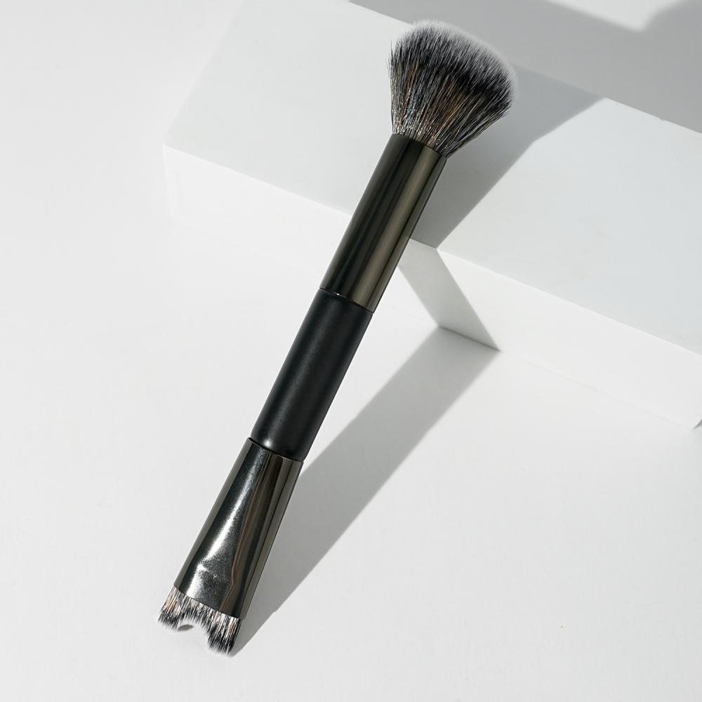 makeup brush