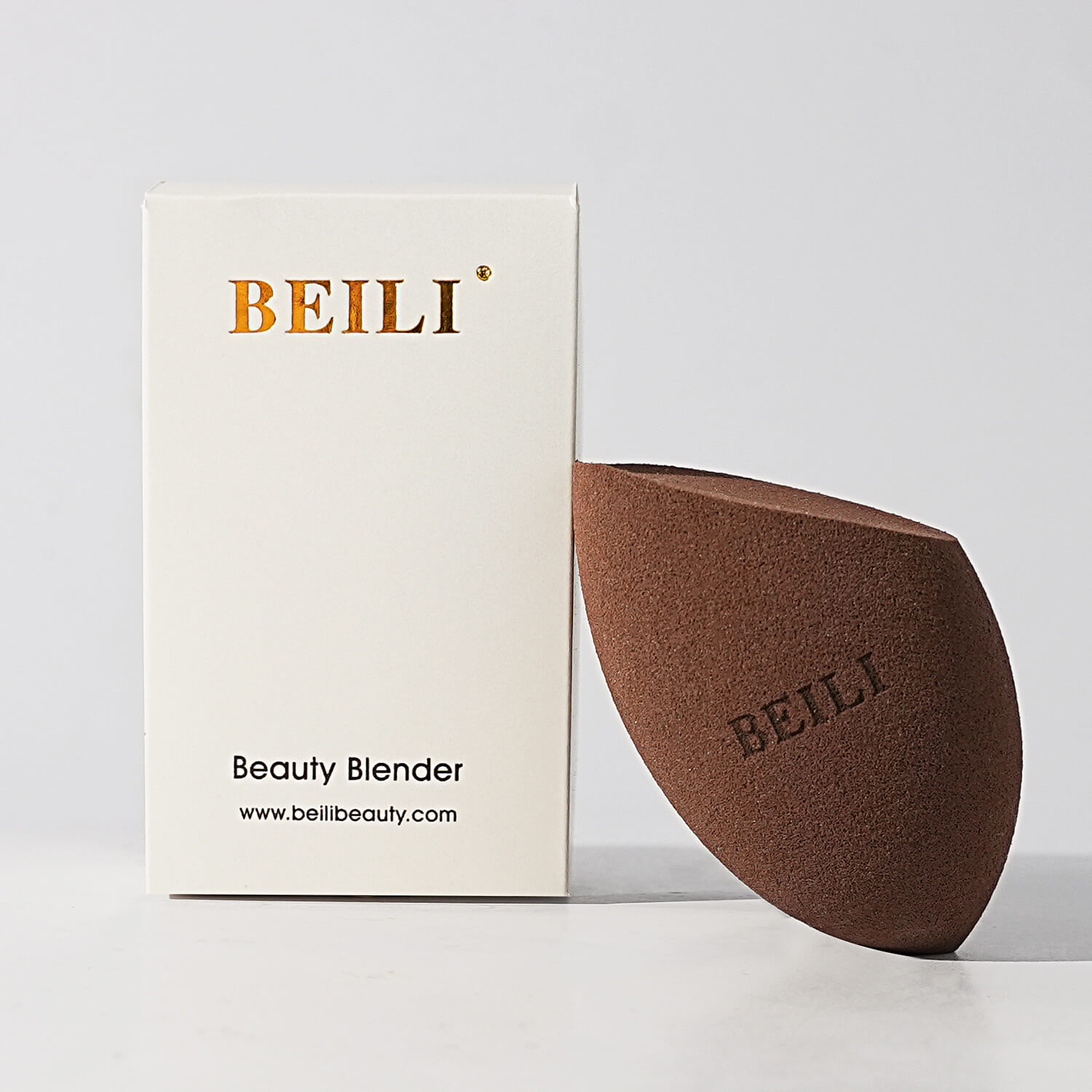 Makeup Sponge Shapes Explained: How to Choose the Right Beauty Sponge for Foundation, Concealer & Contour